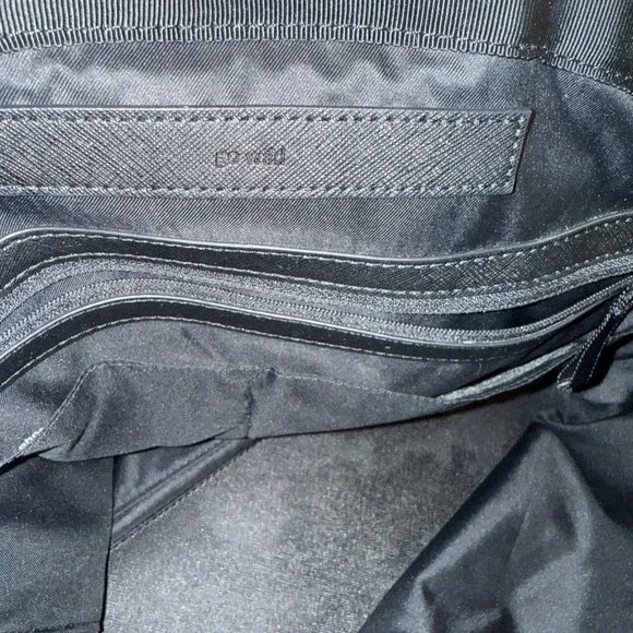 lululemon athletica Black Shoulder Bag with Adjustable Strap - Picture 4 of 11